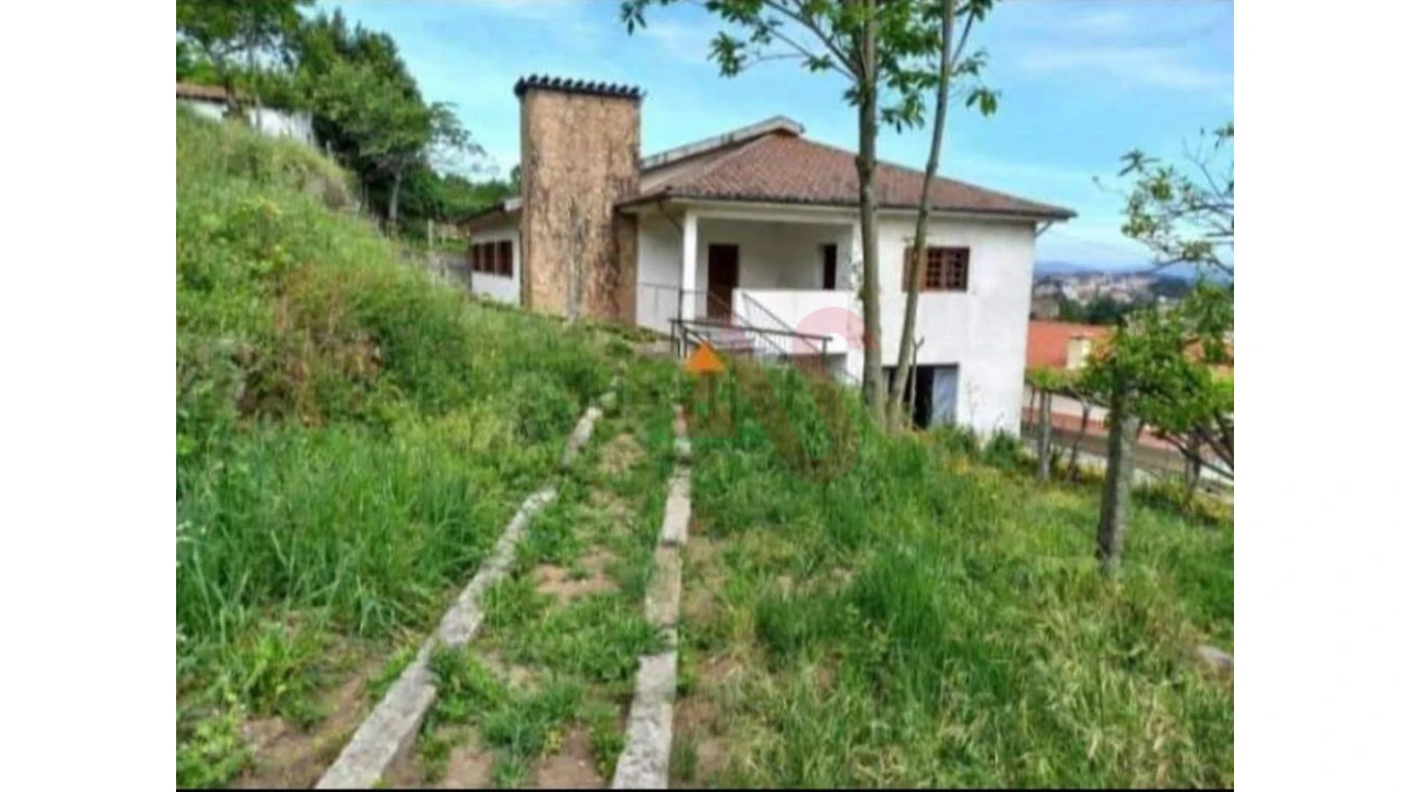 Moradia T3 para Venda em Roriz Foto 3