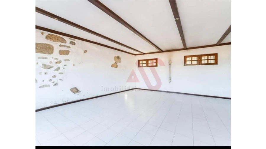 Moradia T3 para Venda em Roriz Foto 11