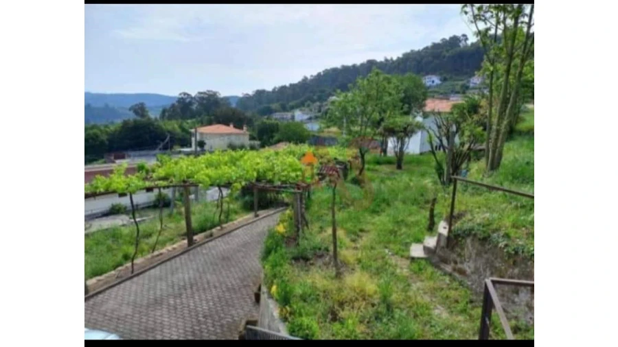 Moradia T3 para Venda em Roriz Foto 9