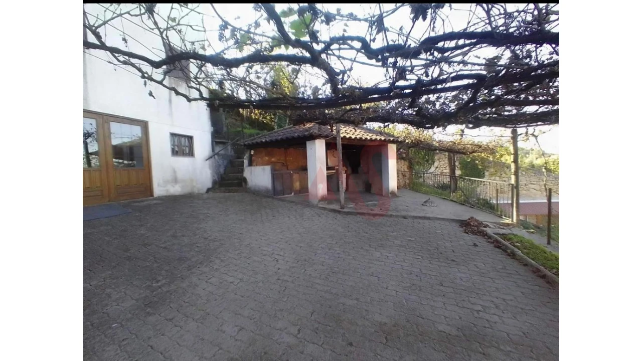 Moradia T3 para Venda em Roriz Foto 8