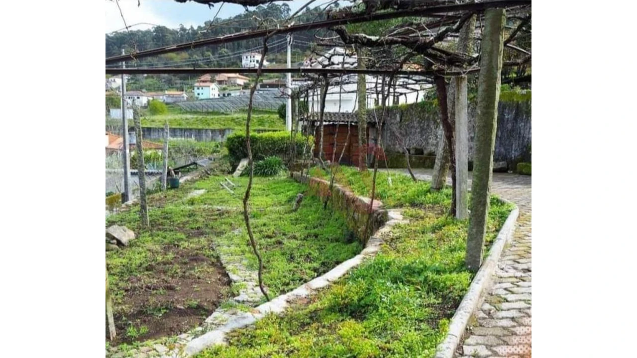 Moradia T3 para Venda em Roriz Foto 16