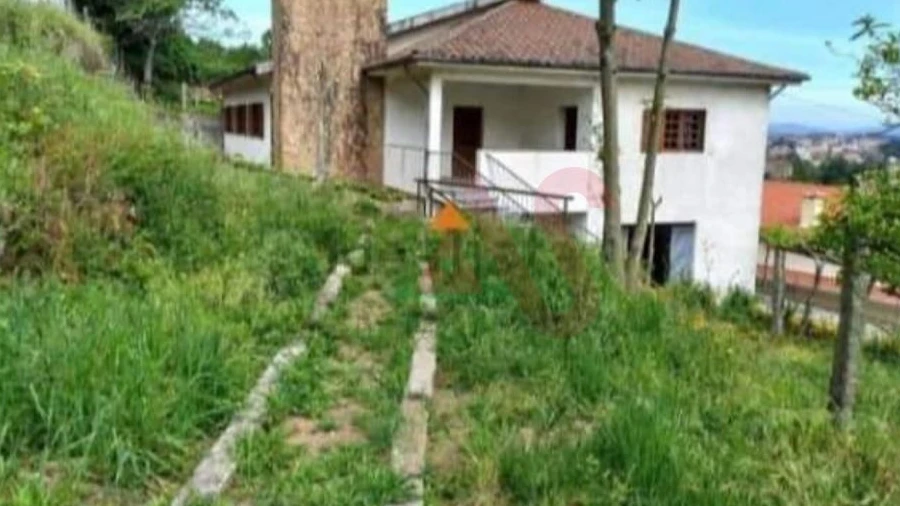 Moradia T3 para Venda em Roriz