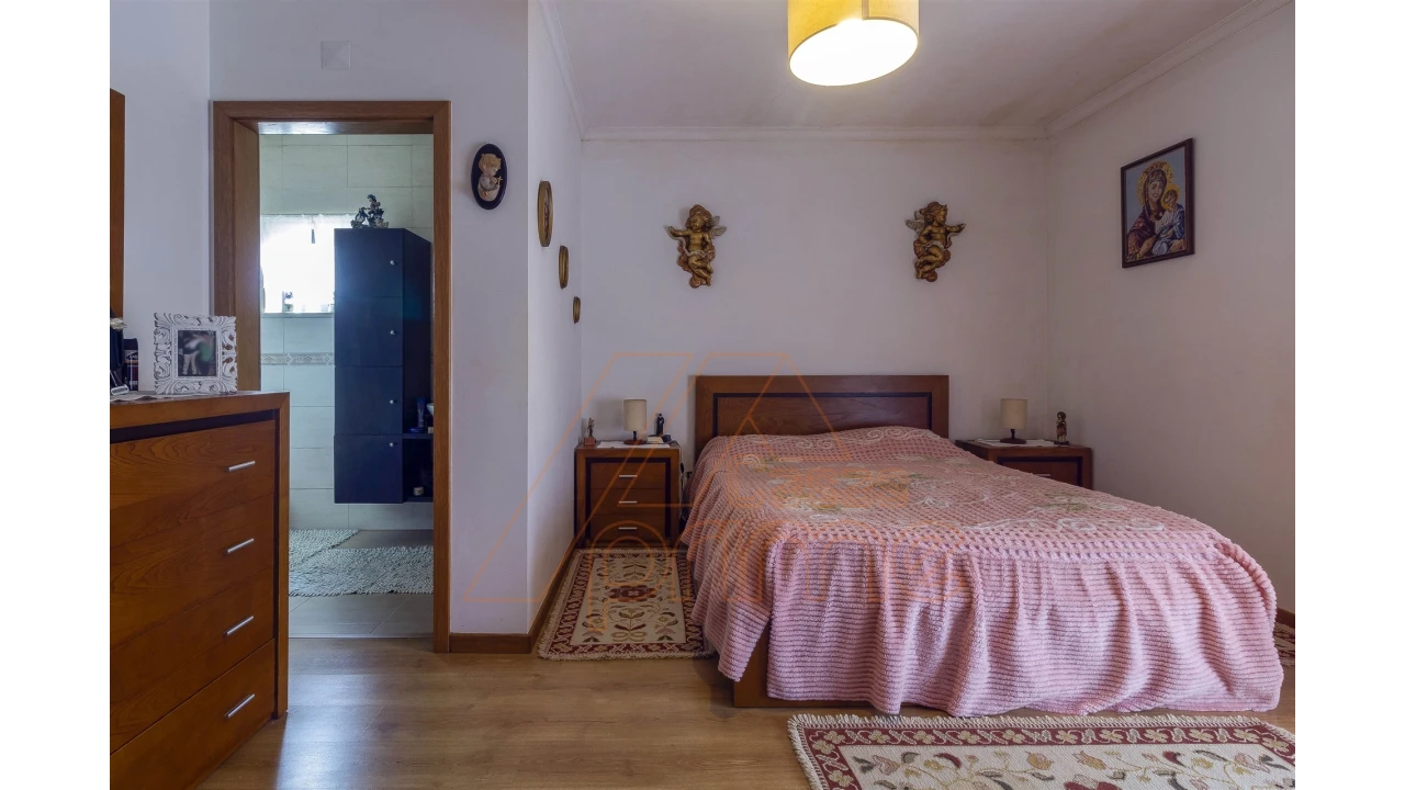 Moradia T5 para Venda em São Martinho do Bispo e Ribeira de Frades Foto 28