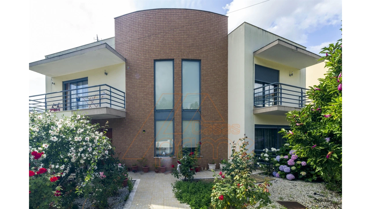 Moradia T5 para Venda em São Martinho do Bispo e Ribeira de Frades Foto 1