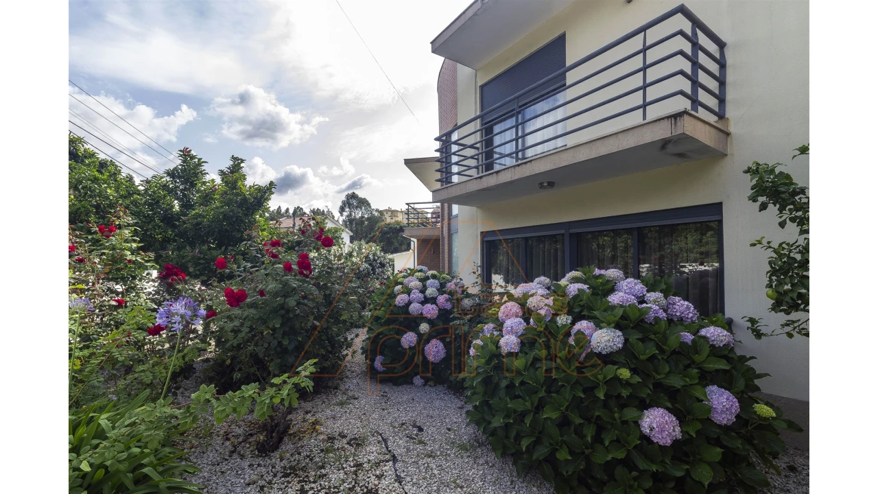 Moradia T5 para Venda em São Martinho do Bispo e Ribeira de Frades Foto 4