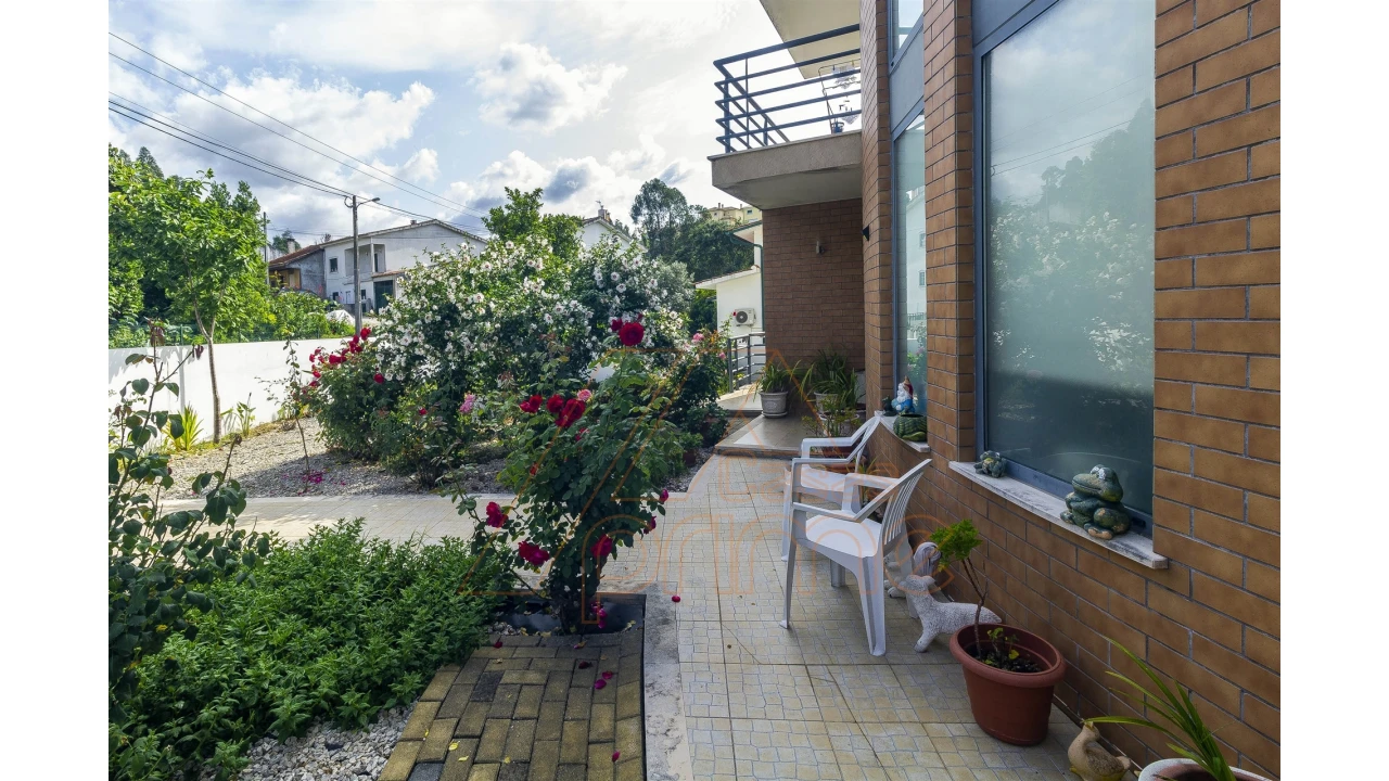 Moradia T5 para Venda em São Martinho do Bispo e Ribeira de Frades Foto 5