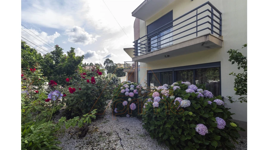 Moradia T5 para Venda em São Martinho do Bispo e Ribeira de Frades Foto 4