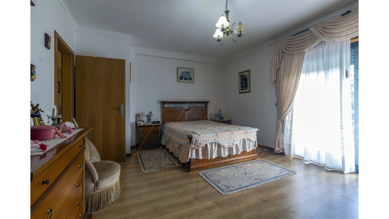 Moradia T5 para Venda em São Martinho do Bispo e Ribeira de Frades Foto 24