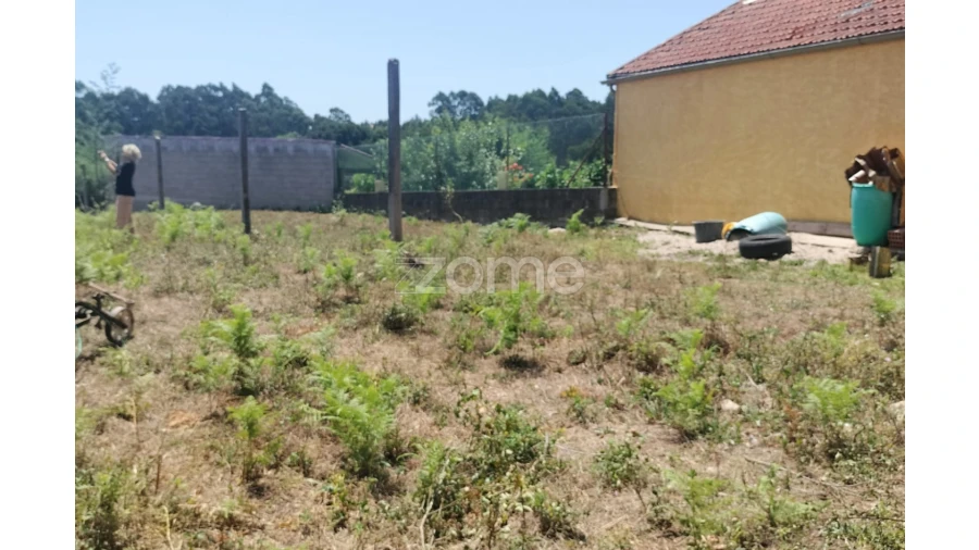 Terreno para Venda em Vilar de Andorinho Foto 9