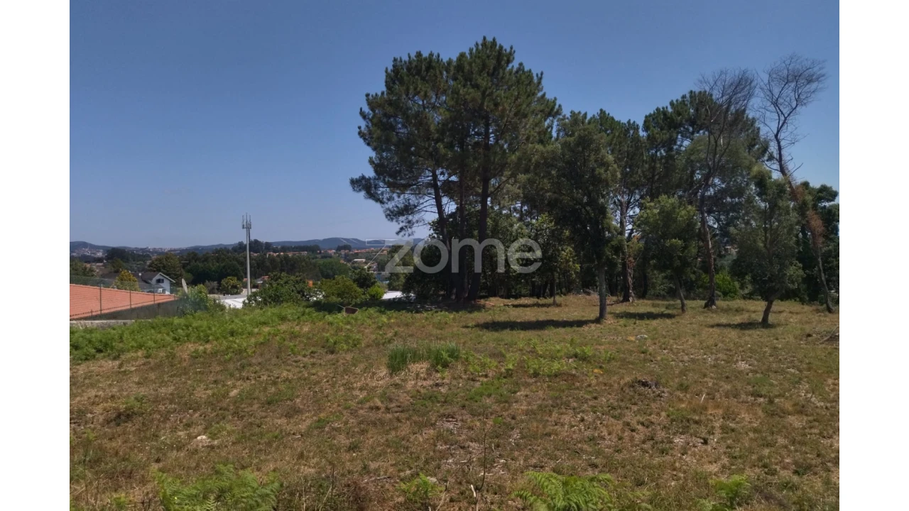 Terreno para Venda em Vilar de Andorinho Foto 12