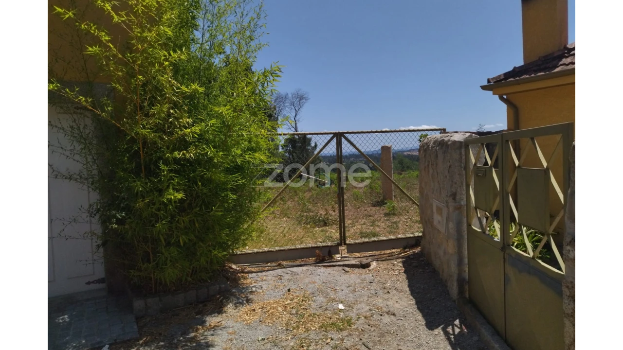 Terreno para Venda em Vilar de Andorinho Foto 9
