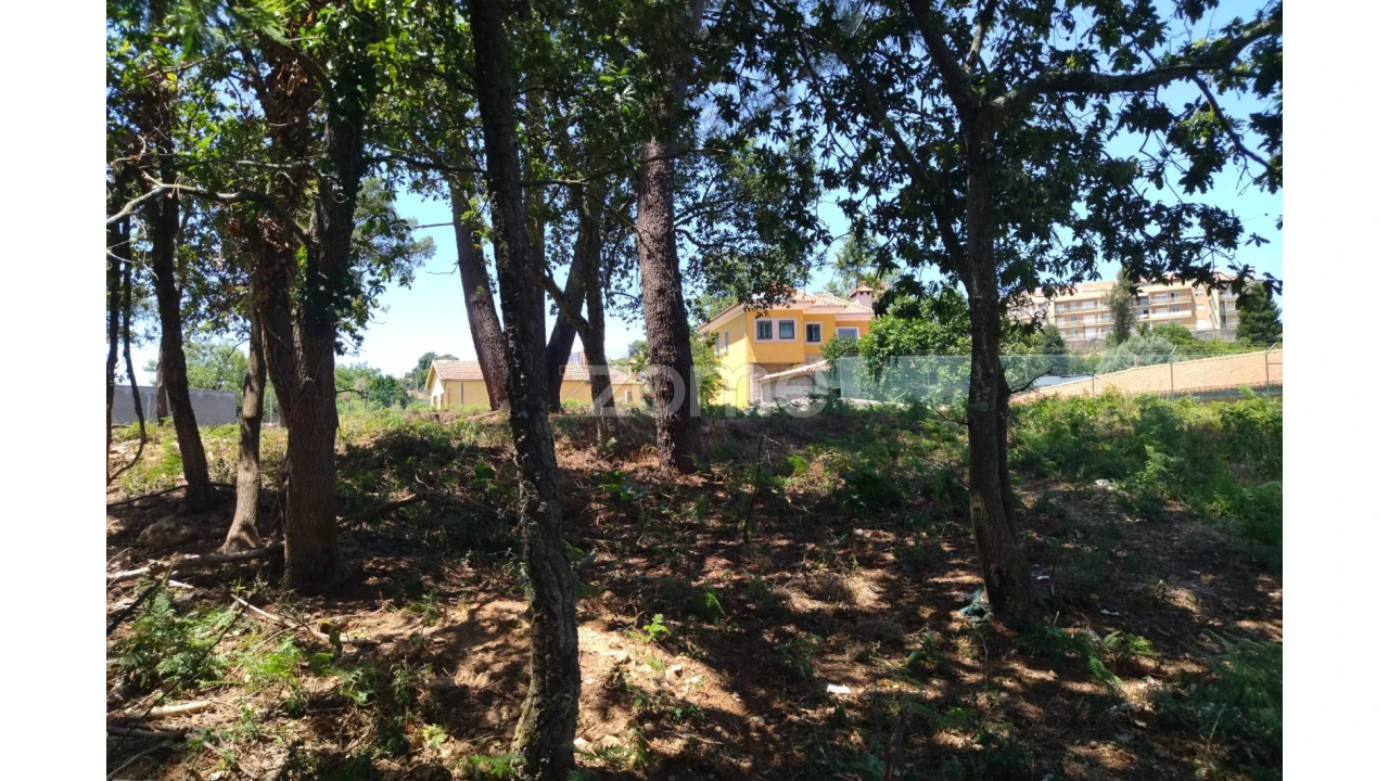 Terreno para Venda em Vilar de Andorinho Foto 18