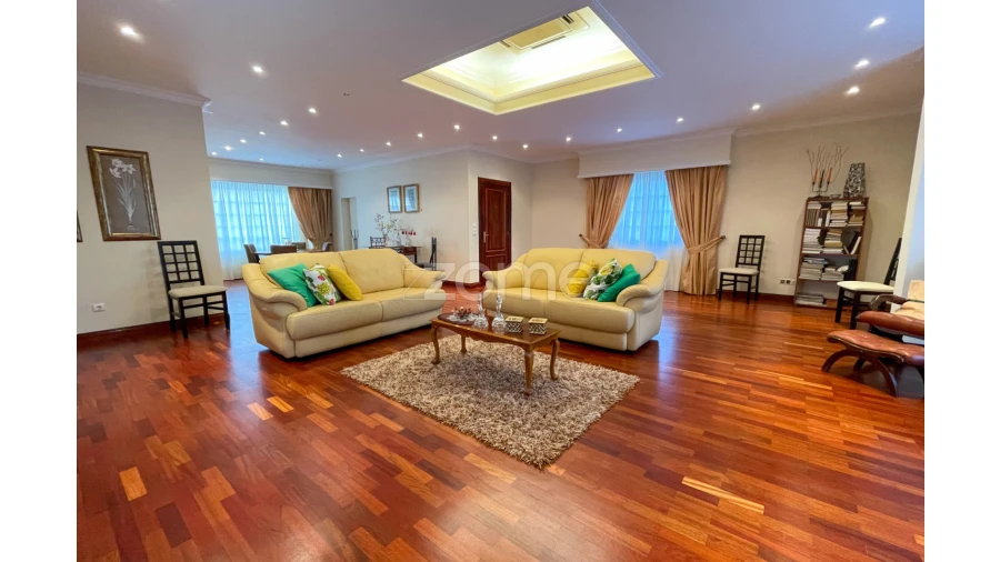 Moradia T5 para Venda em Ponta Delgada (São Sebastião) Foto 19