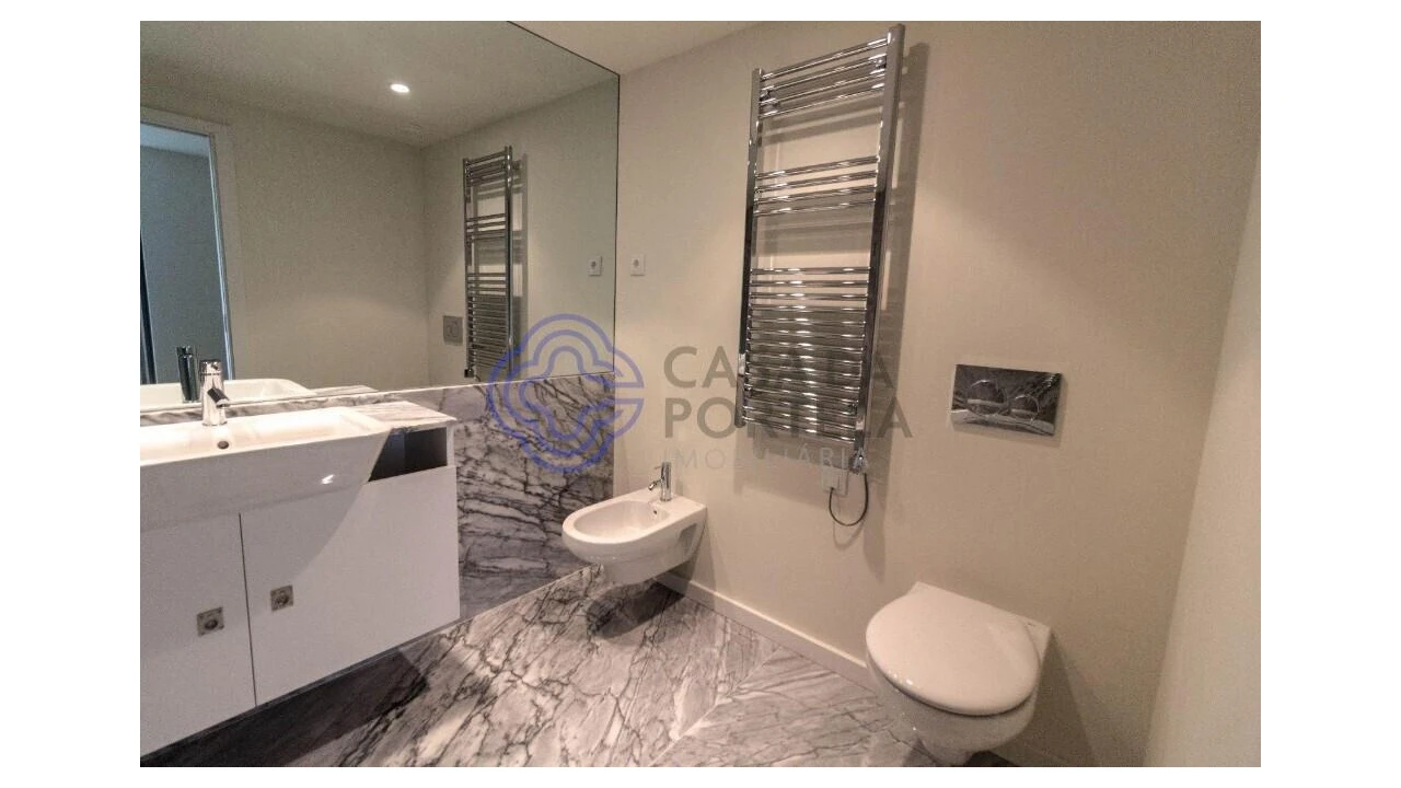 Apartamento T4 para Venda em Aldoar, Foz do Douro e Nevogilde Foto 15