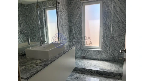 Apartamento T4 para Venda em Aldoar, Foz do Douro e Nevogilde
