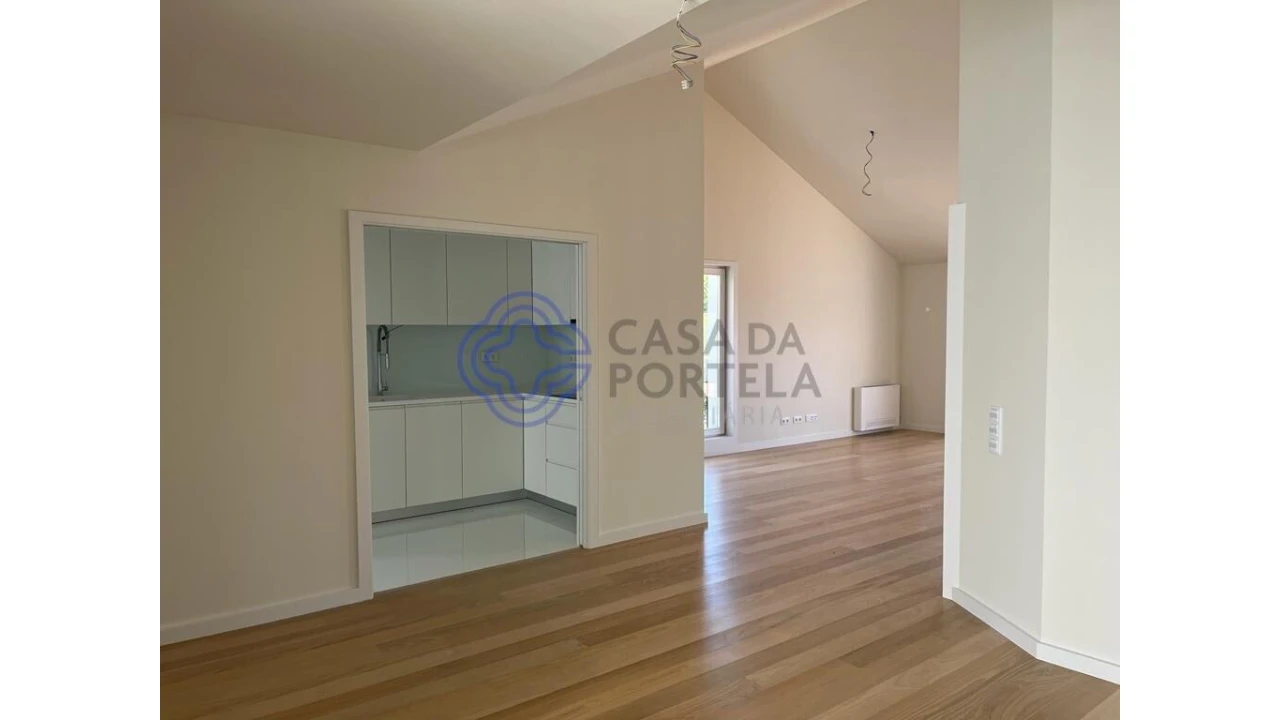 Apartamento T4 para Venda em Aldoar, Foz do Douro e Nevogilde Foto 17
