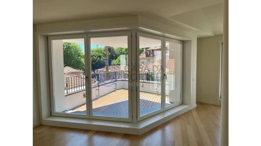 Apartamento T4 para Venda em Aldoar, Foz do Douro e Nevogilde Foto 4