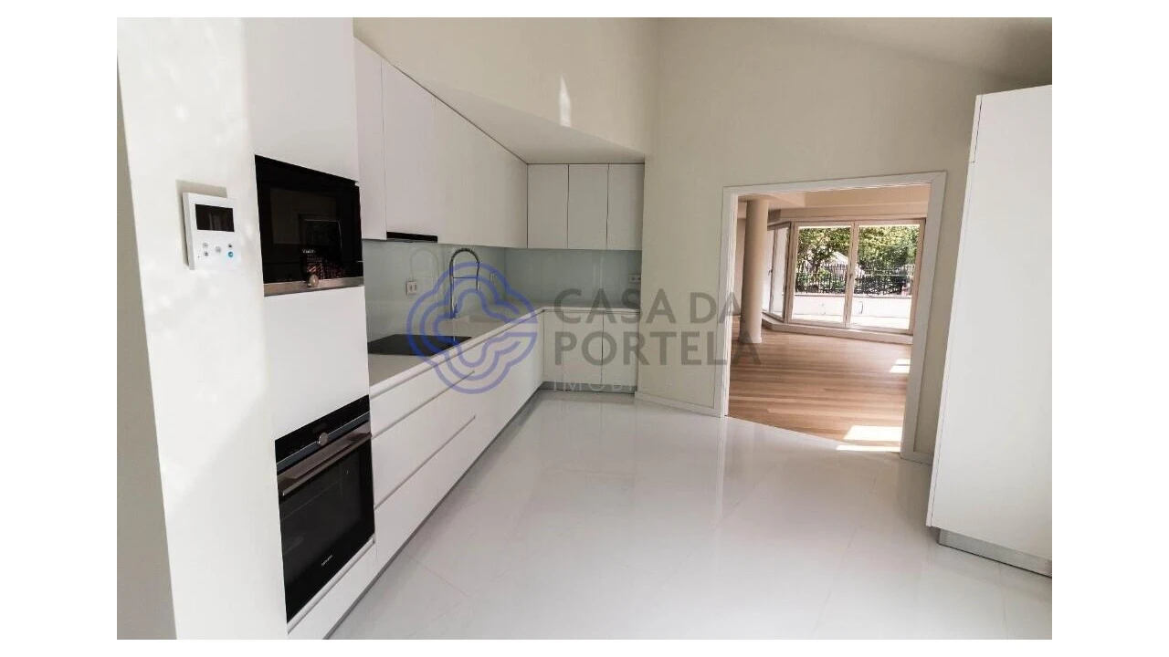 Apartamento T4 para Venda em Aldoar, Foz do Douro e Nevogilde Foto 11