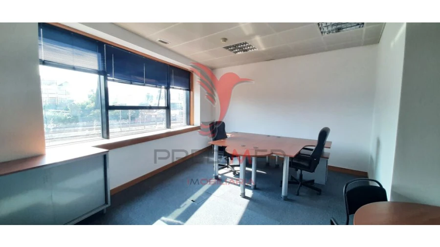 Escritório para Venda em Olivais Foto 4