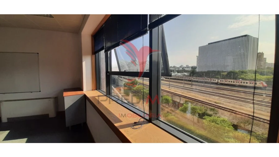 Escritório para Venda em Olivais Foto 6