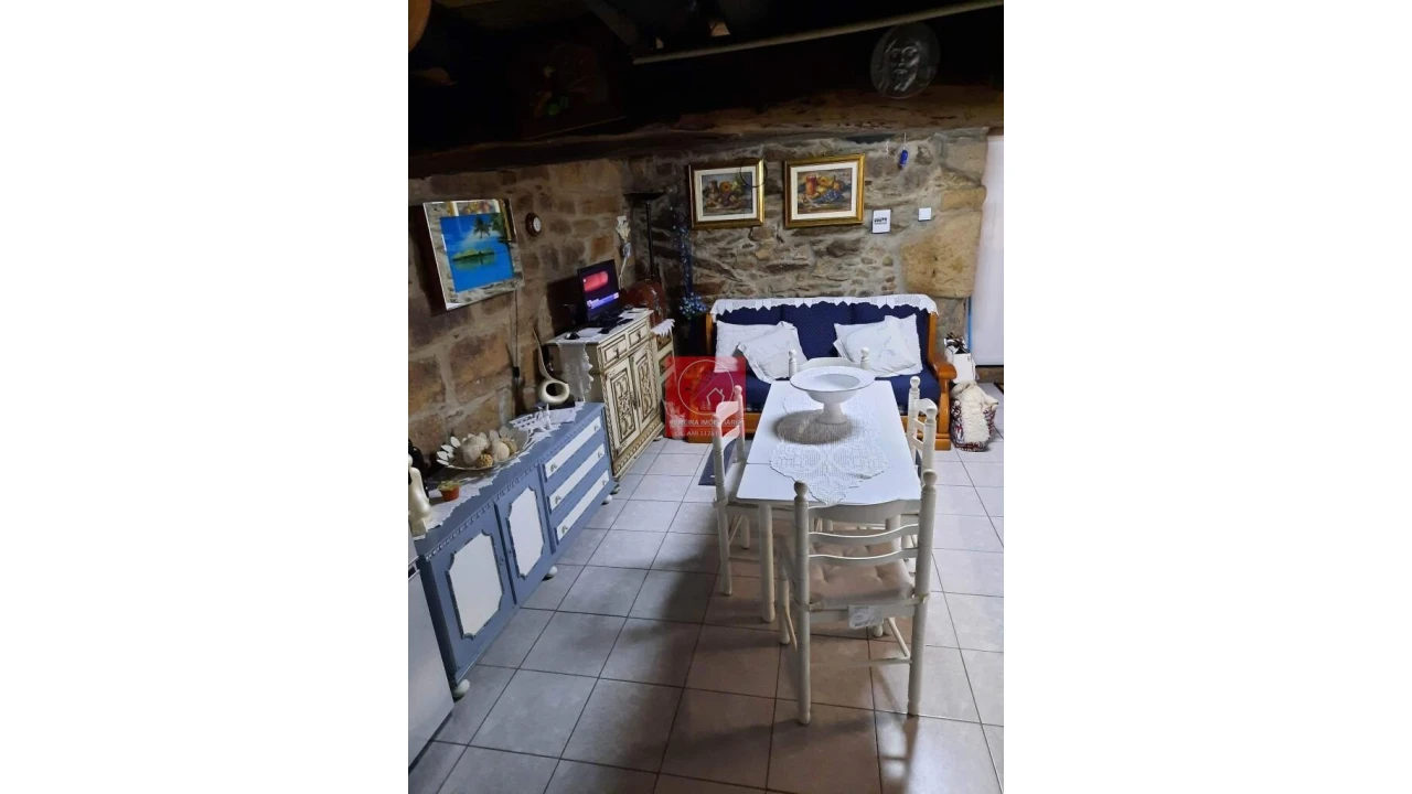 Moradia T2 para Venda em Fontelo Foto 3