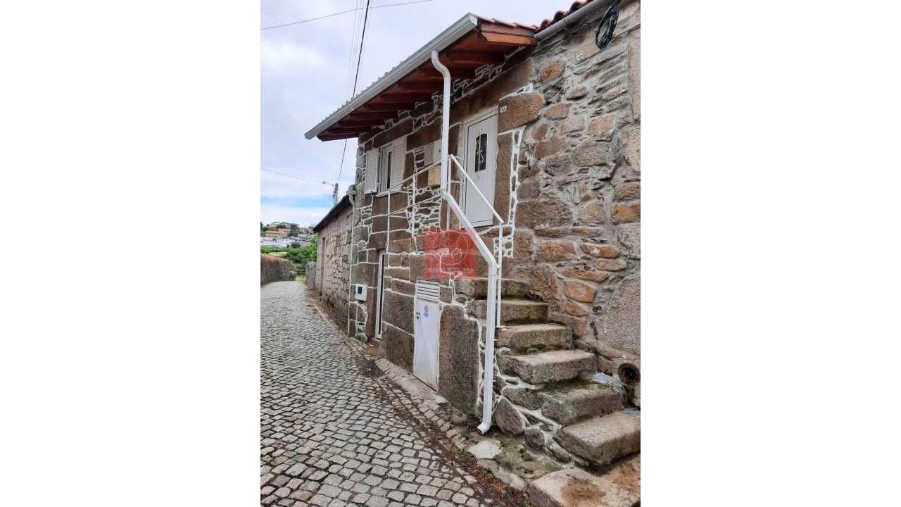 Moradia T2 para Venda em Fontelo Foto 2