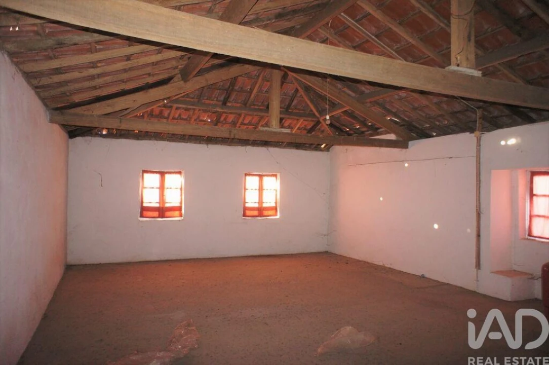 Moradia T7 para Venda em Vilarinho dos Freires Foto 17