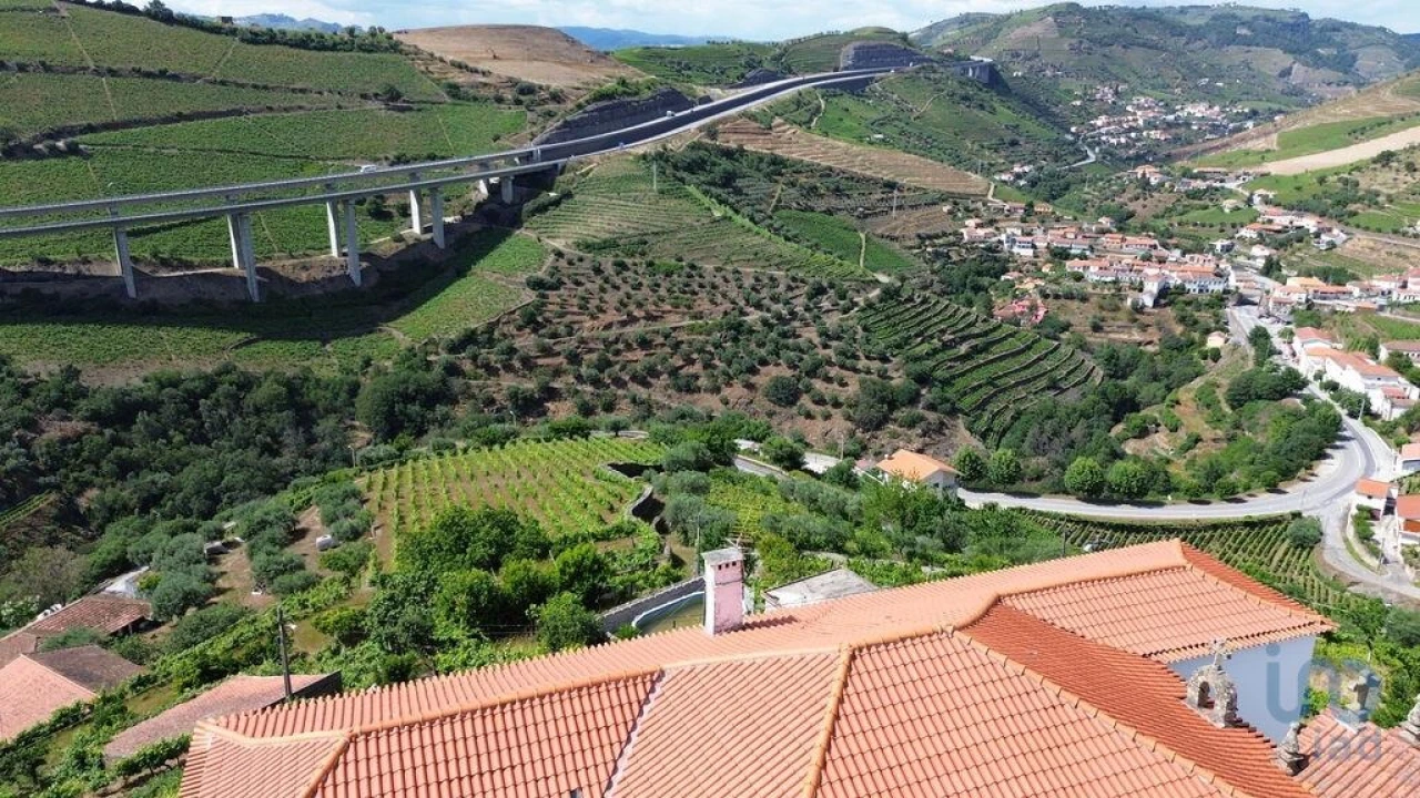 Moradia T7 para Venda em Vilarinho dos Freires Foto 8