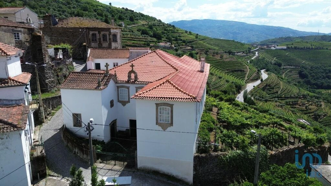 Moradia T7 para Venda em Vilarinho dos Freires Foto 9