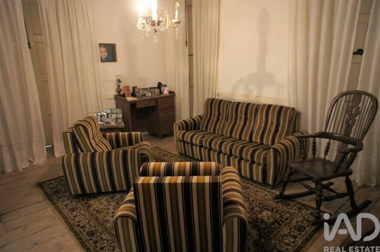 Moradia T7 para Venda em Vilarinho dos Freires Foto 24