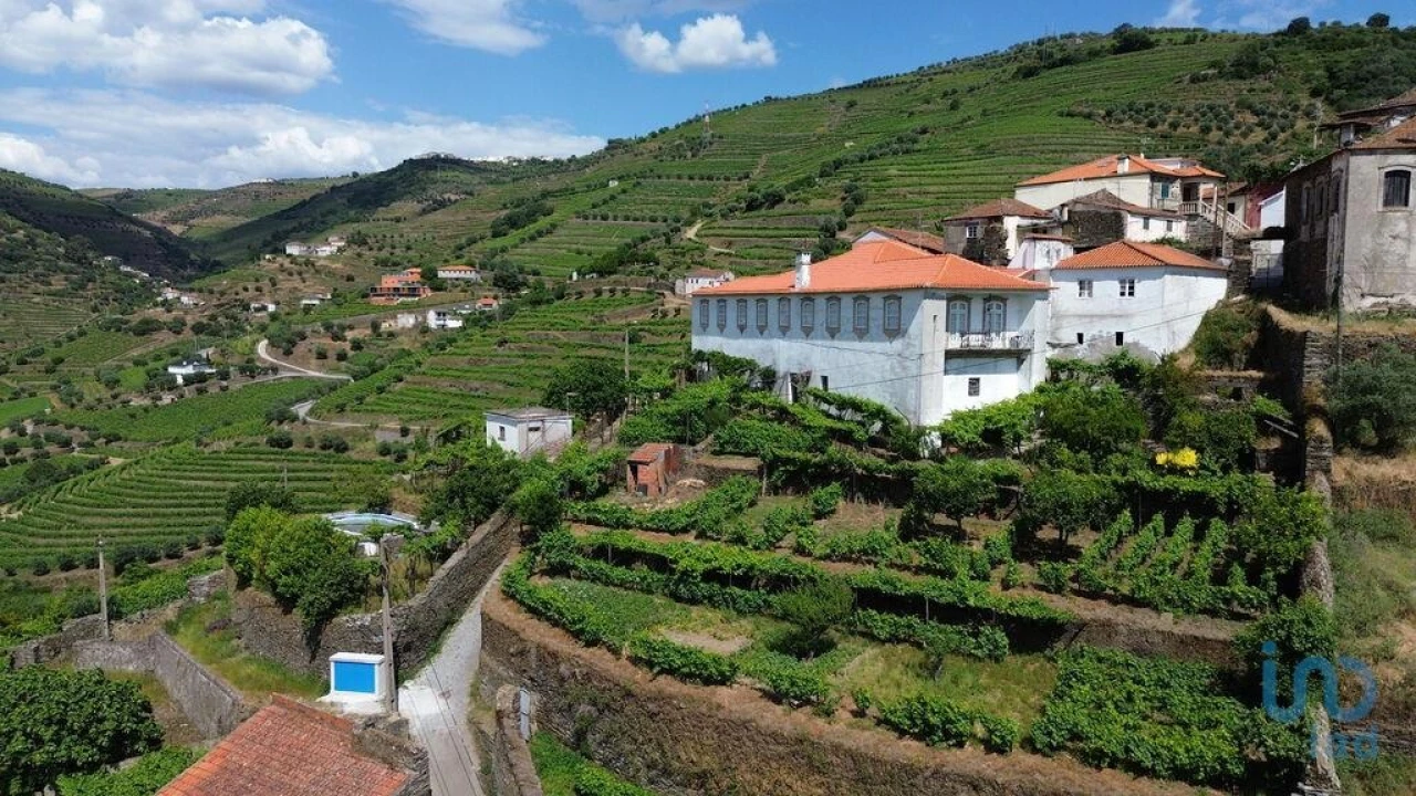 Moradia T7 para Venda em Vilarinho dos Freires Foto 6