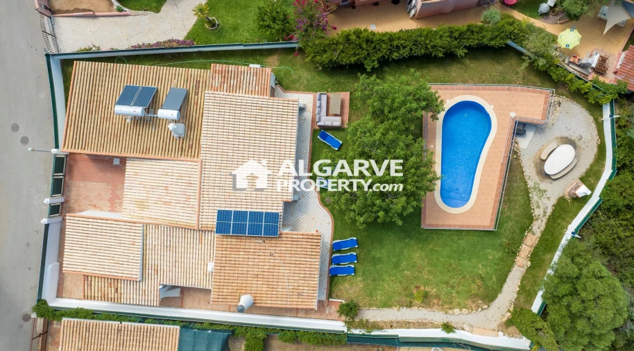 Moradia T4 para Venda em Albufeira e Olhos de Água Planta 1