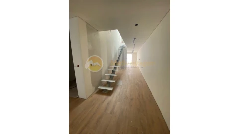Apartamento T2 para Venda em Braga (São José de São Lázaro e São João do Souto)