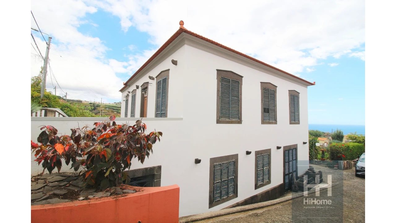 Moradia T6 para Venda em Camara de Lobos Foto 5