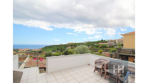 Moradia T6 para Venda em Camara de Lobos