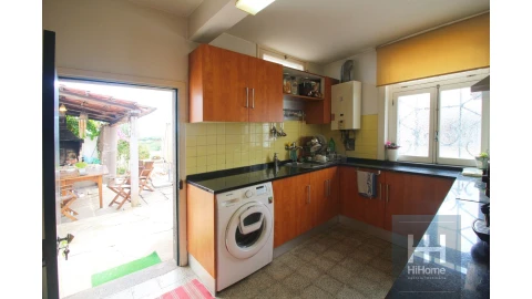 Moradia T6 para Venda em Camara de Lobos