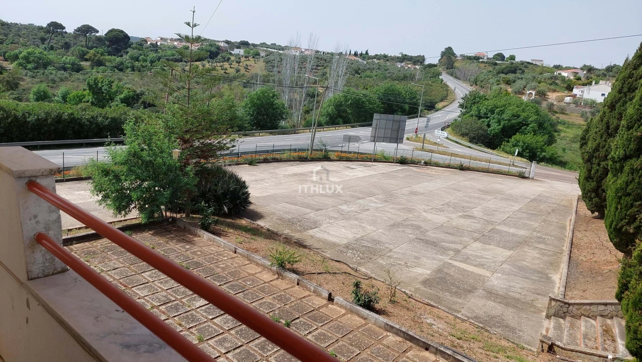 Moradia T21 para Venda em Assunção, Ajuda, Salvador e Santo Ildefonso Foto 1