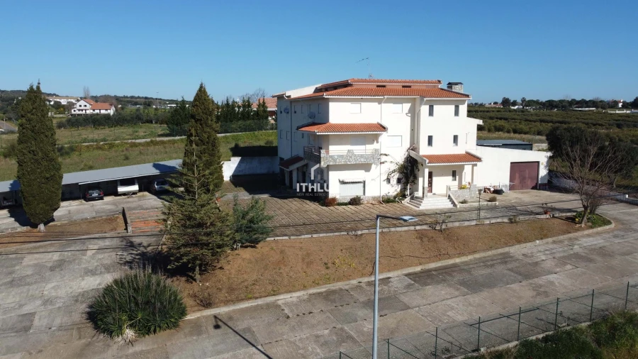 Moradia T21 para Venda em Assunção, Ajuda, Salvador e Santo Ildefonso Foto 20