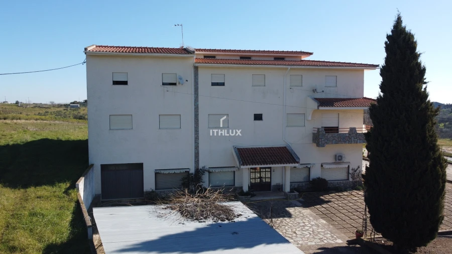 Moradia T21 para Venda em Assunção, Ajuda, Salvador e Santo Ildefonso Foto 10