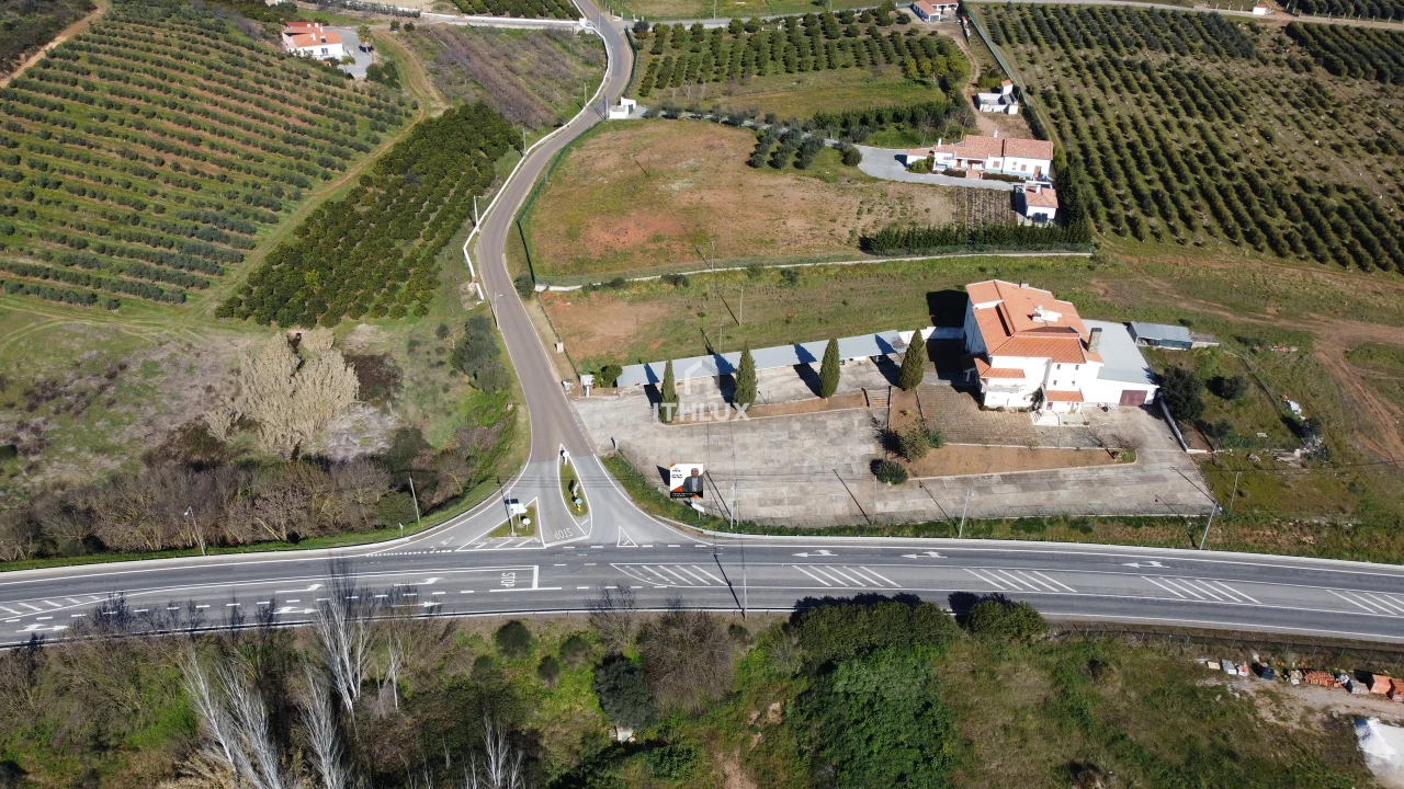 Moradia T21 para Venda em Assunção, Ajuda, Salvador e Santo Ildefonso Foto 6