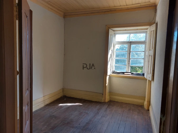 Moradia T5 para Venda em Fornos de Algodres Foto 7