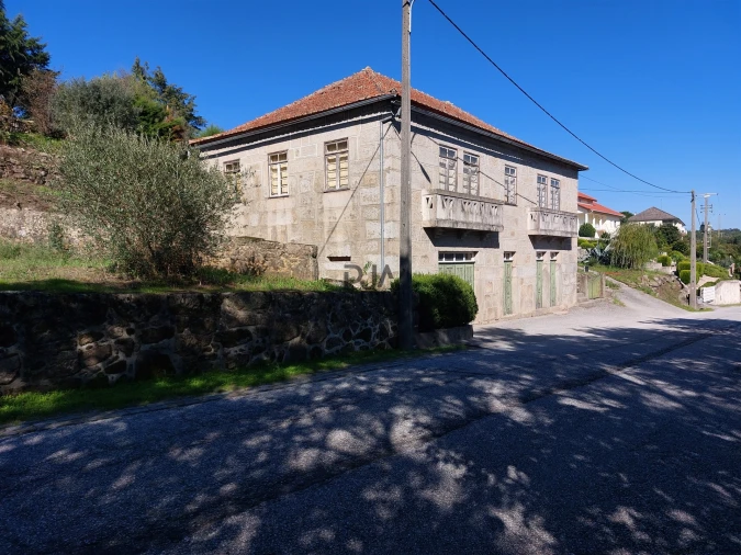 Moradia T5 para Venda em Fornos de Algodres Foto 15