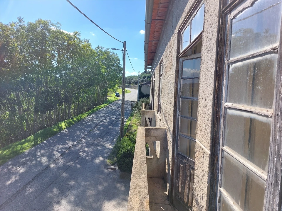 Moradia T5 para Venda em Fornos de Algodres Foto 21