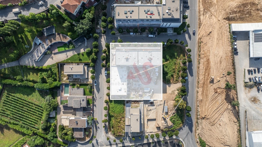 Loja para Venda em Pombeiro de Ribavizela Foto 7