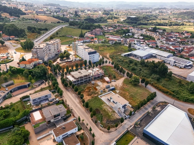 Loja para Venda em Pombeiro de Ribavizela Foto 5