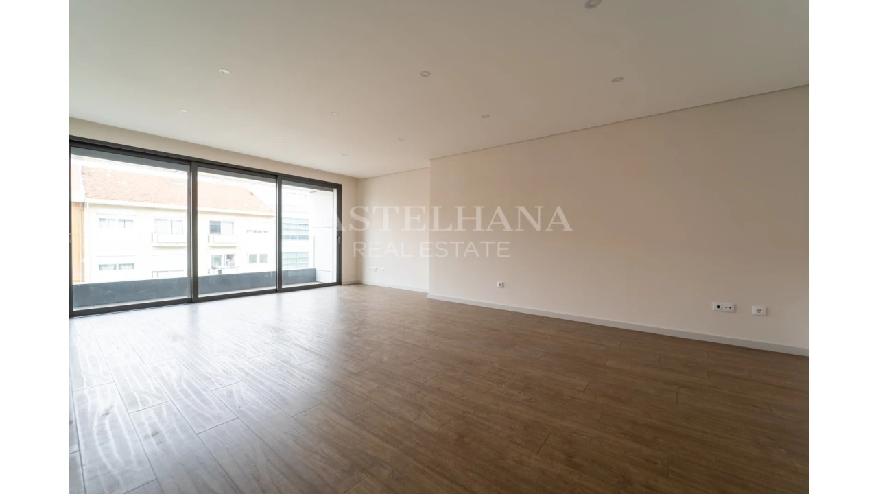 Apartamento T3 para Venda em Cedofeita, Santo Ildefonso, Sé, Miragaia, São Nicolau e Vitória Foto 12