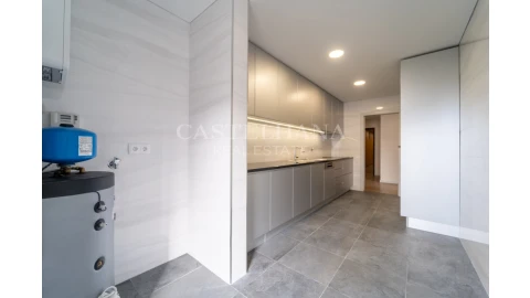 Apartamento T3 para Venda em Cedofeita, Santo Ildefonso, Sé, Miragaia, São Nicolau e Vitória