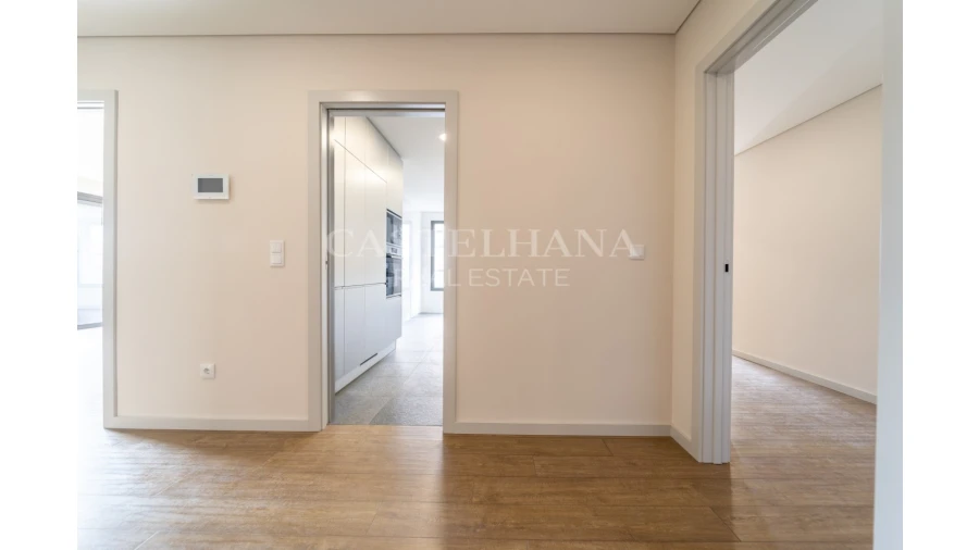 Apartamento T3 para Venda em Cedofeita, Santo Ildefonso, Sé, Miragaia, São Nicolau e Vitória Foto 23