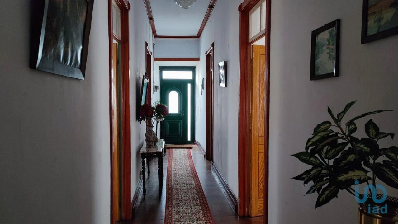 Moradia T3 para Venda em Povoação Foto 5