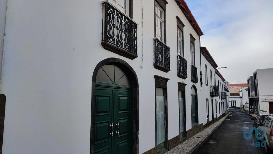 Moradia T3 para Venda em Povoação Foto 1